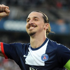 九游在线玩-热刺球员受伤影响状态，客场失利遭遇困境，热刺伤员名单